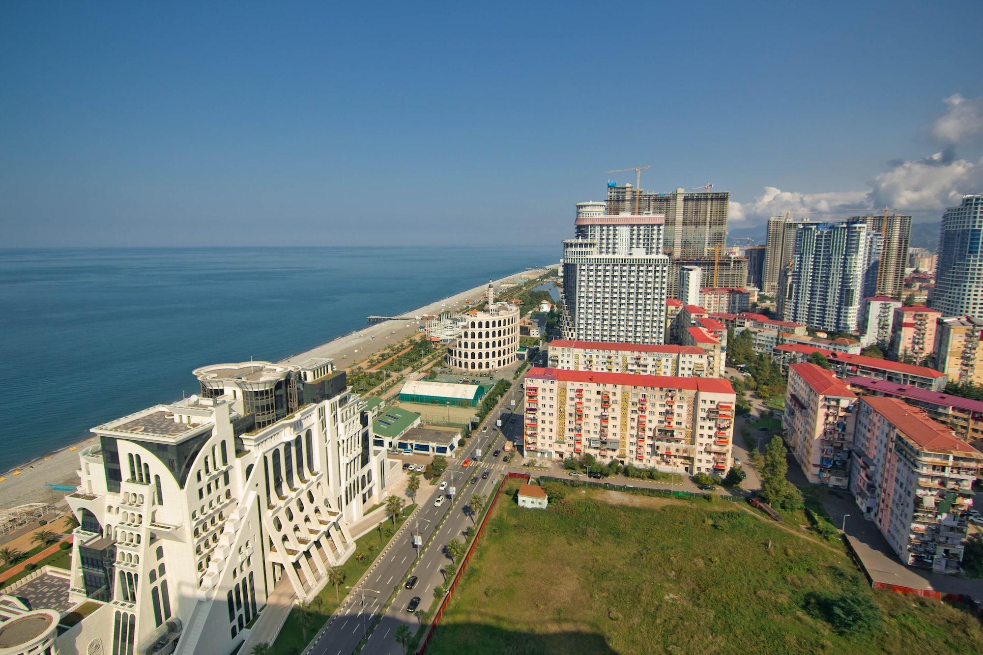 Sky Inn Батуми Екстериор снимка