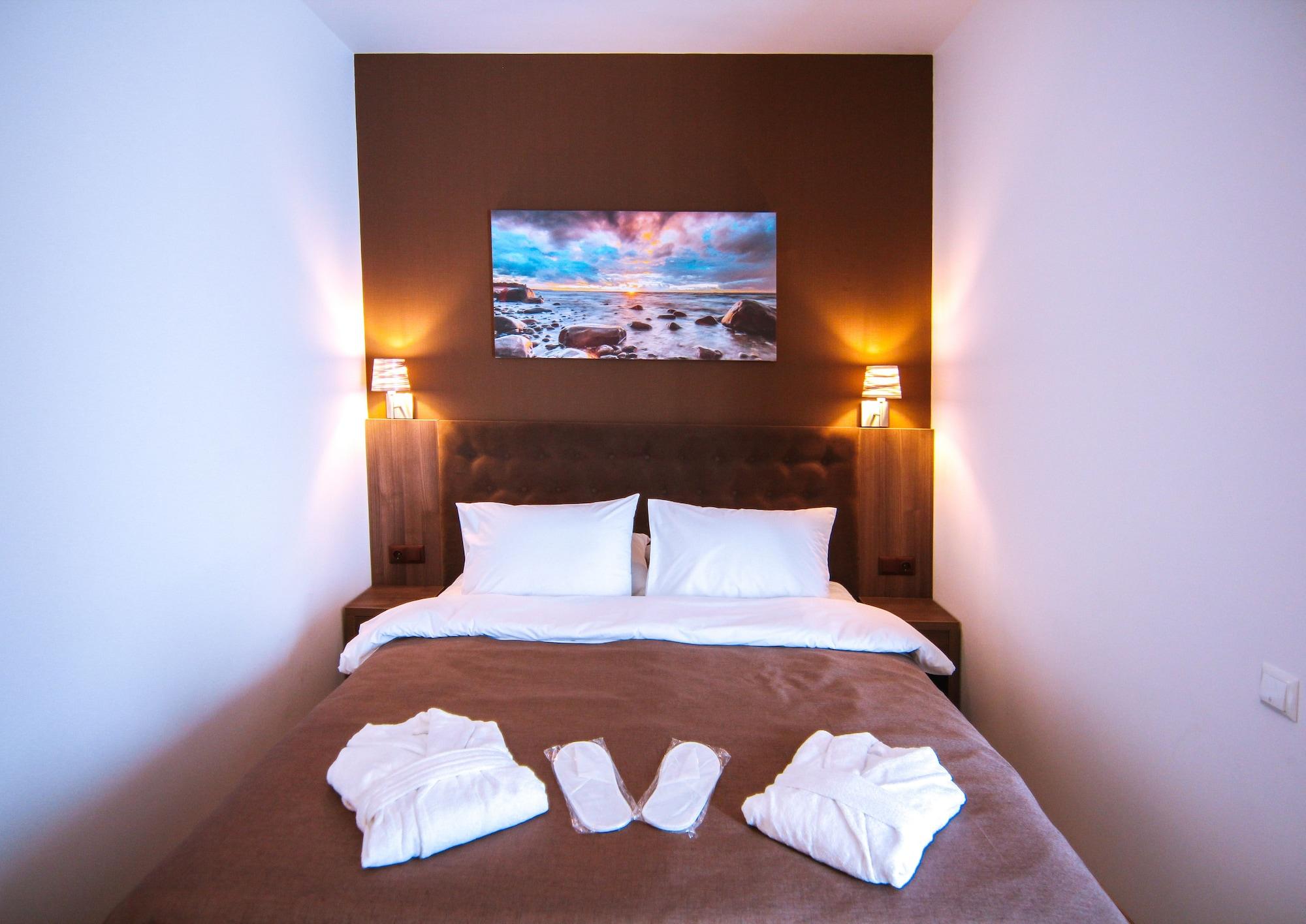 Sky Inn Батуми Екстериор снимка