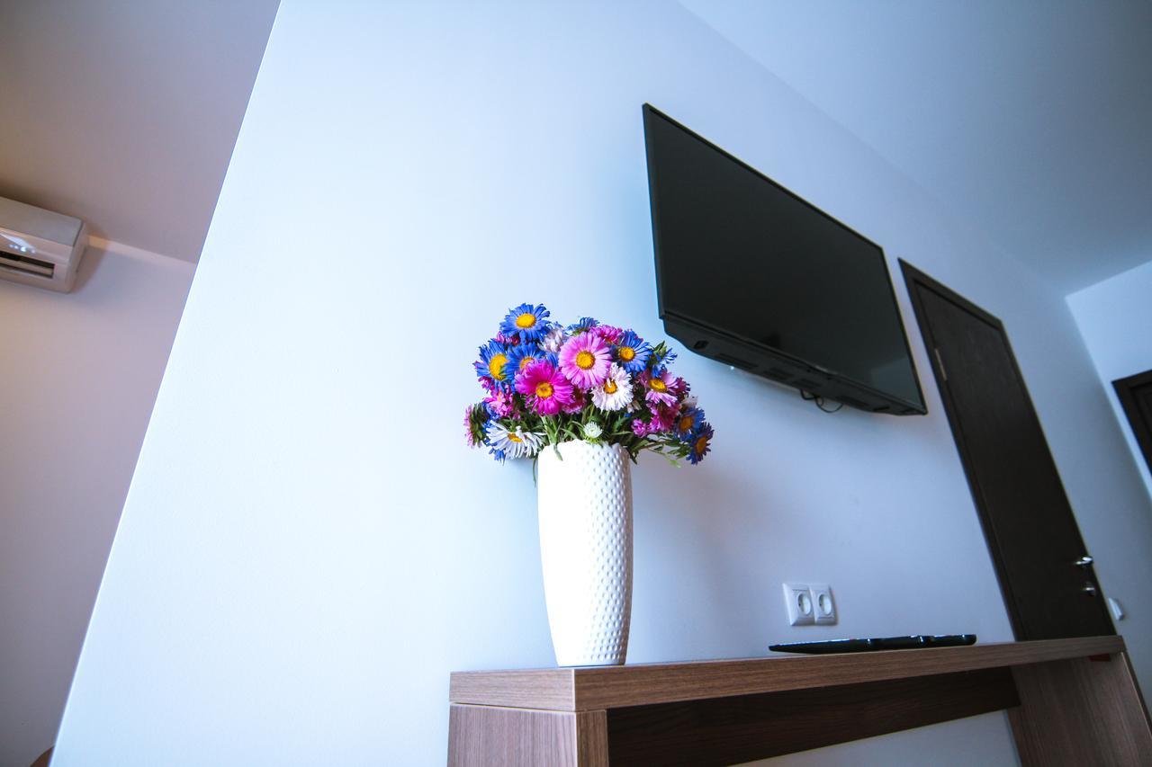 Sky Inn Батуми Екстериор снимка