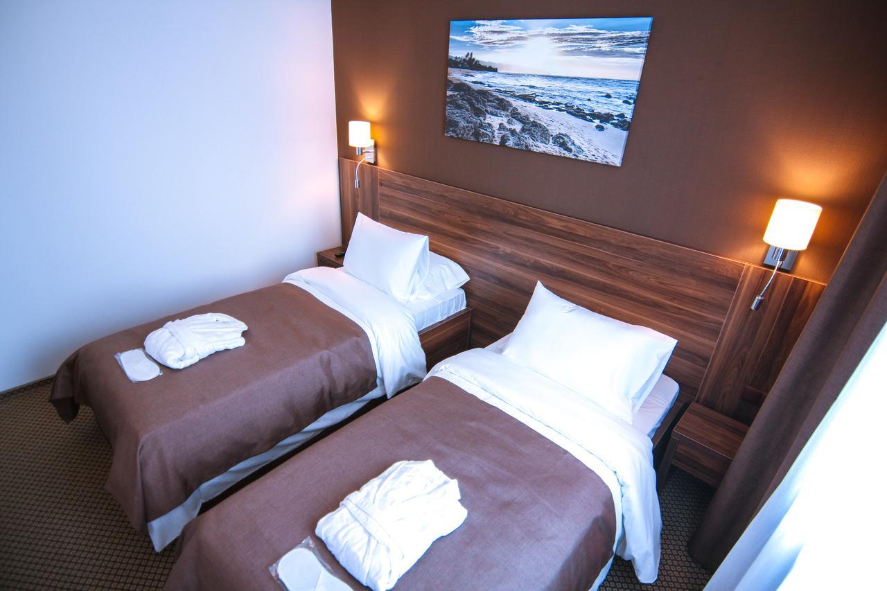 Sky Inn Батуми Екстериор снимка