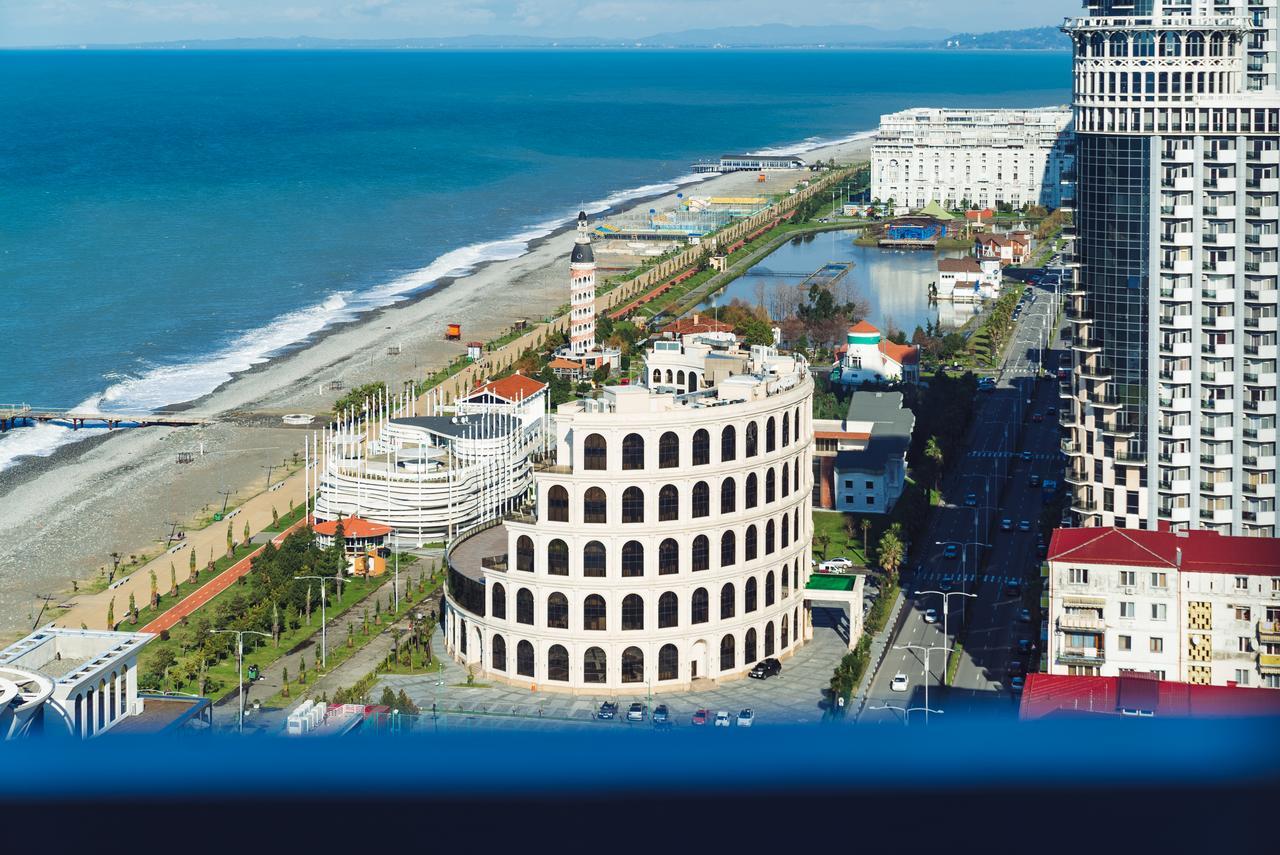 Sky Inn Батуми Екстериор снимка