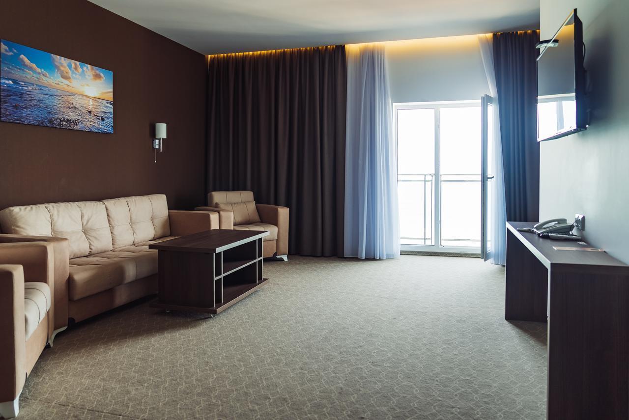 Sky Inn Батуми Екстериор снимка