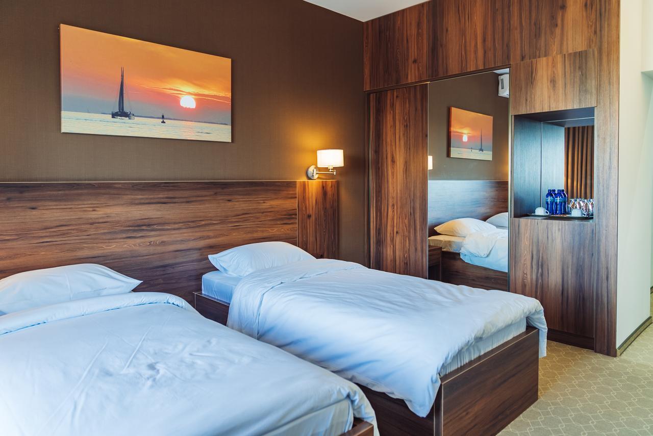Sky Inn Батуми Екстериор снимка