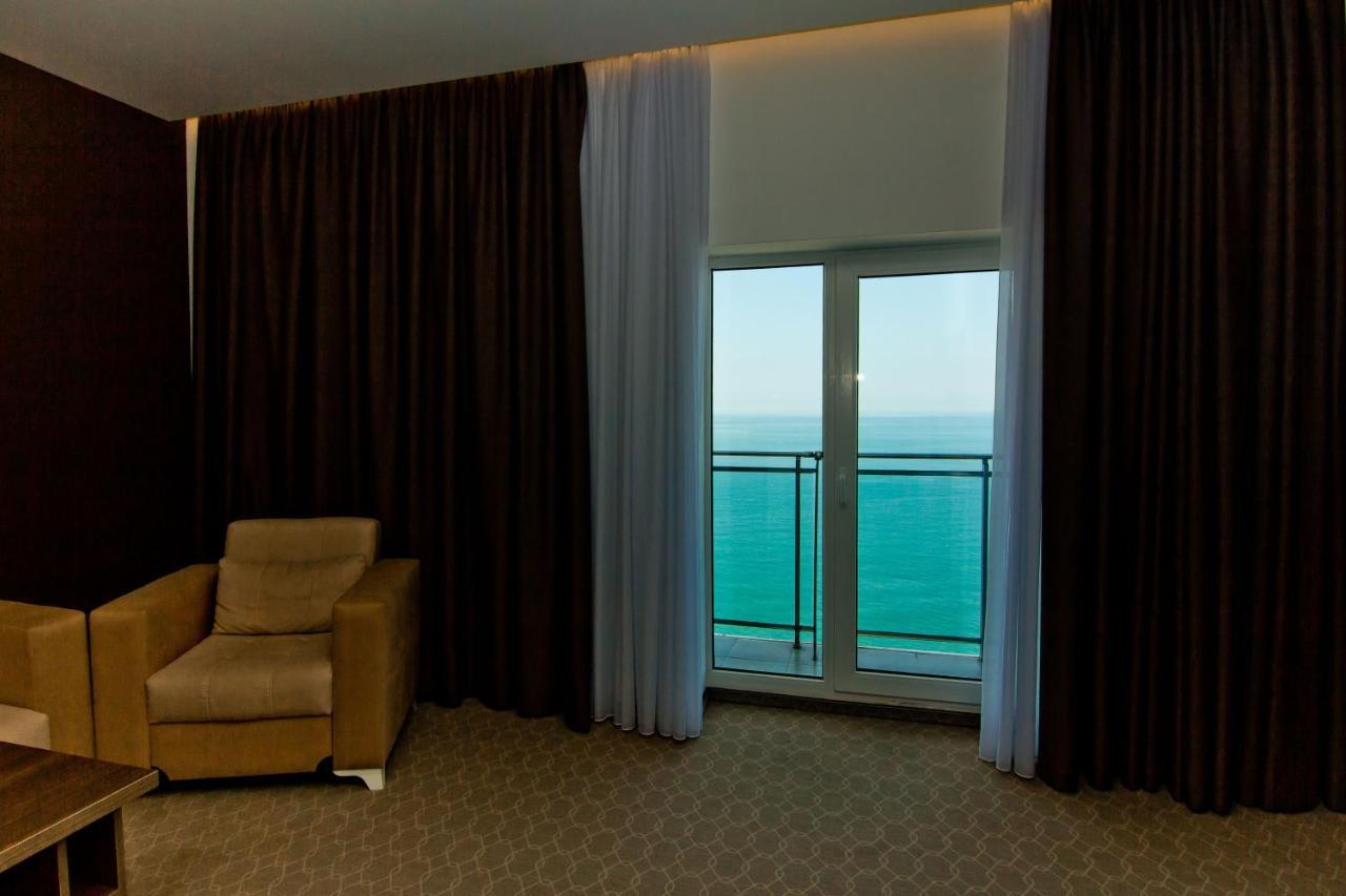 Sky Inn Батуми Екстериор снимка
