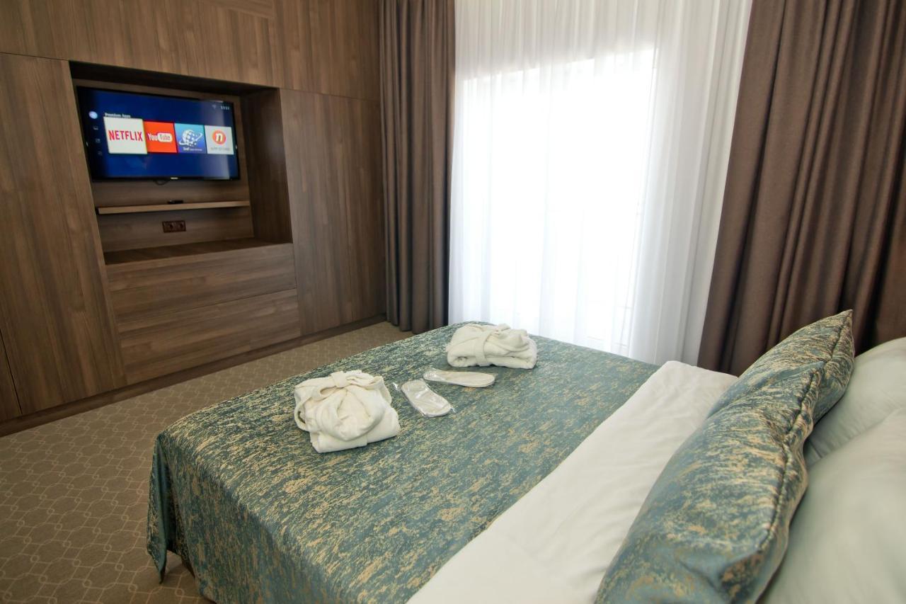 Sky Inn Батуми Екстериор снимка